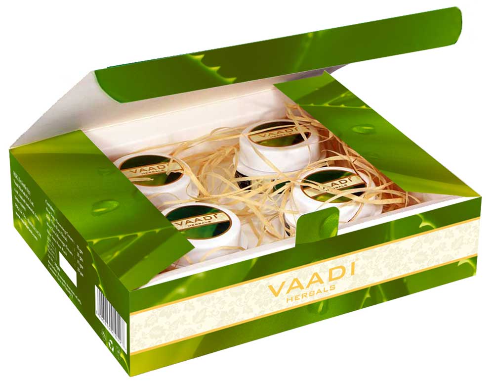 Anti-Acne Aloe Vera Facial Kit with Green Tea Extract (70 gms)